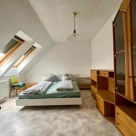 Apartman A Decent Furnished Two-room With Balcony, Washing Machine, Free Parking Close To The Airport